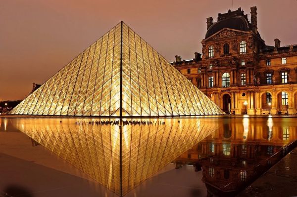 Museo de Louvre París Francia